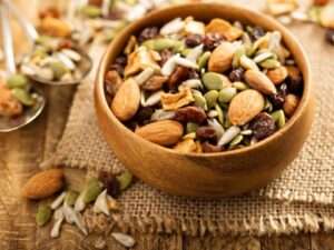 Seeds, Nuts & Snacks